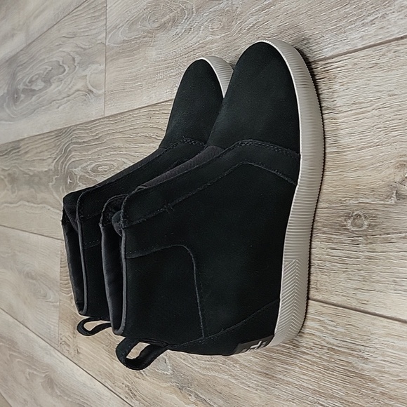 Sorel Size 6 Black Out N About Pull On Wedge Booties - Picture 2 of 10